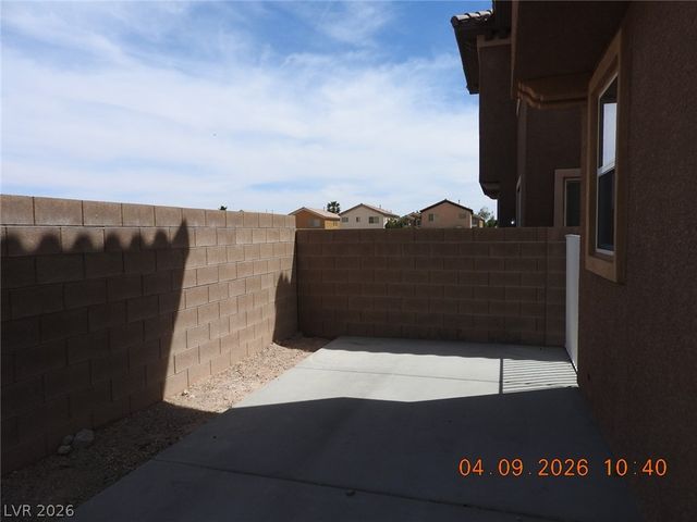 390 FRINGE RUFF Drive, Las Vegas, NV 89148