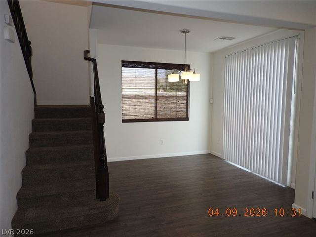 390 FRINGE RUFF Drive, Las Vegas, NV 89148