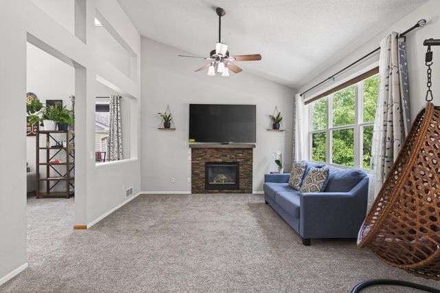 3351 N View Lane, Woodbury, MN 55125