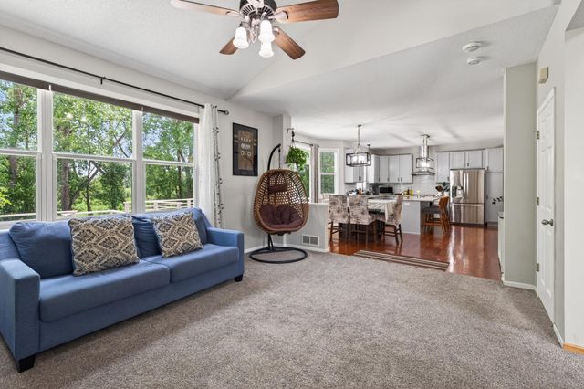 3351 N View Lane, Woodbury, MN 55125