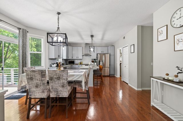 3351 N View Lane, Woodbury, MN 55125