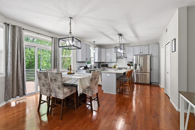 3351 N View Lane, Woodbury, MN 55125