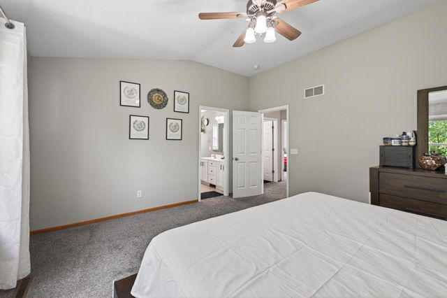 3351 N View Lane, Woodbury, MN 55125