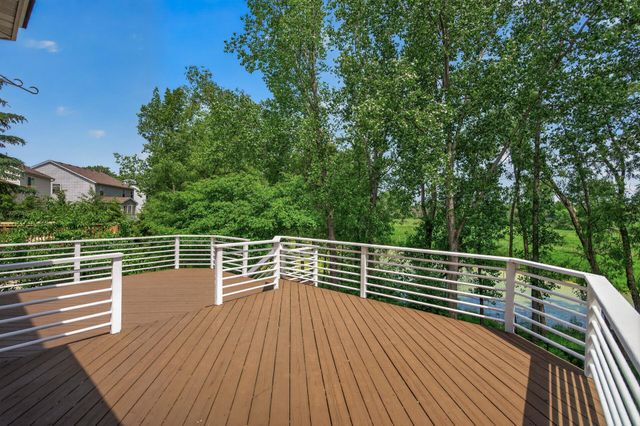 3351 N View Lane, Woodbury, MN 55125