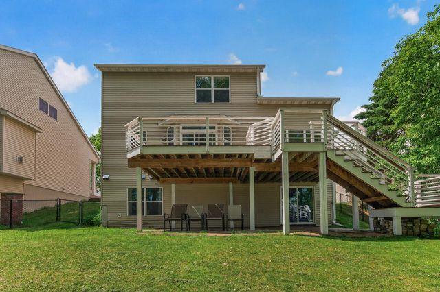 3351 N View Lane, Woodbury, MN 55125