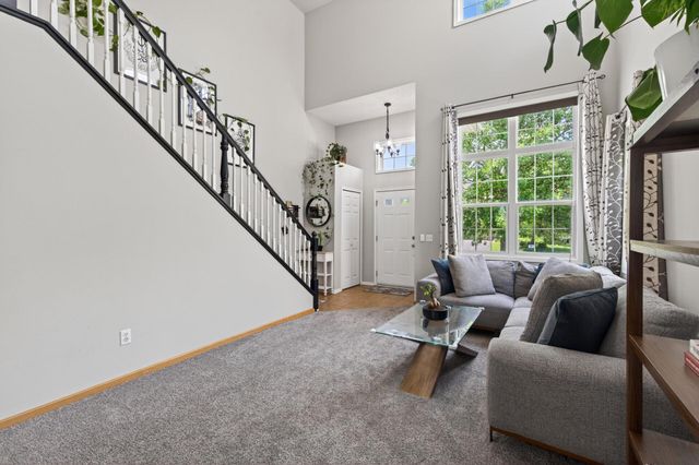 3351 N View Lane, Woodbury, MN 55125