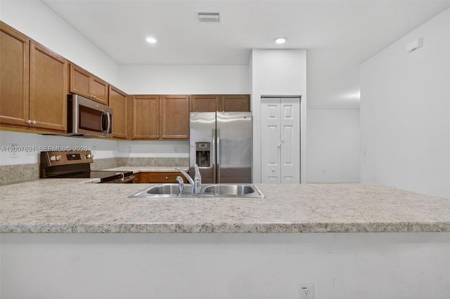 236 SE 32nd Ave, Homestead, FL 33033