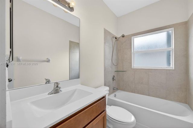236 SE 32nd Ave, Homestead, FL 33033