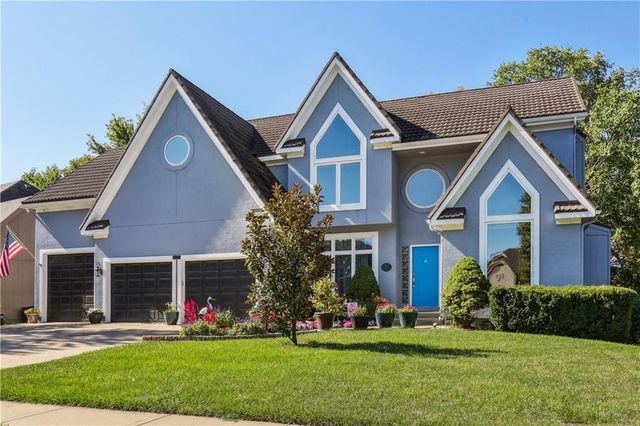 14226 S Shannan Lane, Olathe, KS 66062