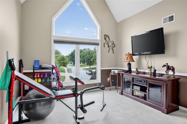 14226 S Shannan Lane, Olathe, KS 66062