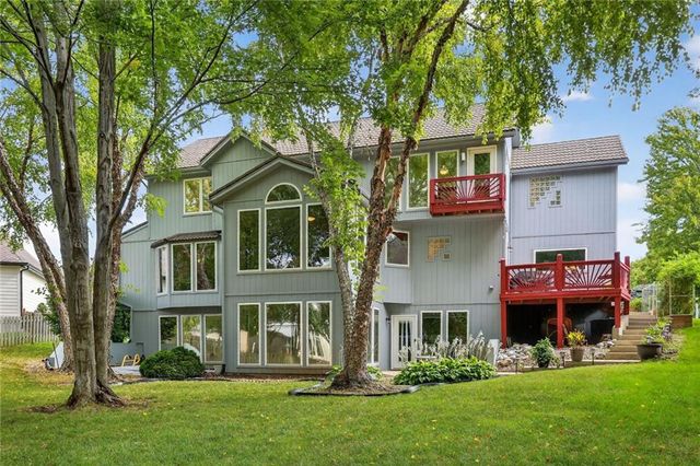 14226 S Shannan Lane, Olathe, KS 66062