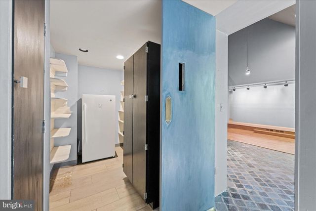 7575 POTOMAC FALLS RD, Mclean, VA 22102