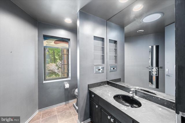 7575 POTOMAC FALLS RD, Mclean, VA 22102