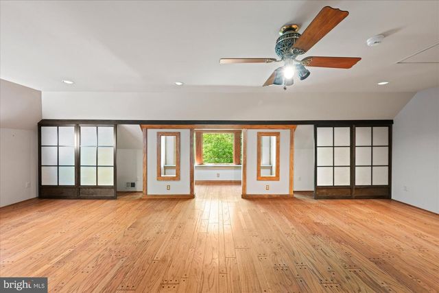 7575 POTOMAC FALLS RD, Mclean, VA 22102