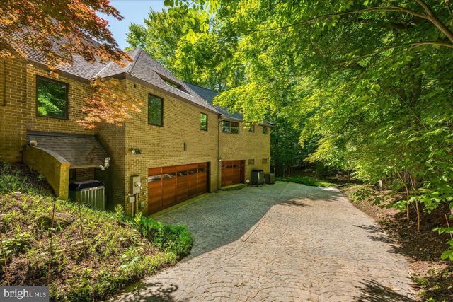 7575 POTOMAC FALLS RD, Mclean, VA 22102