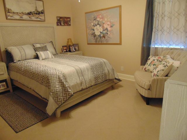 3186 Via Poinciana 310, Lake Worth, FL 33467