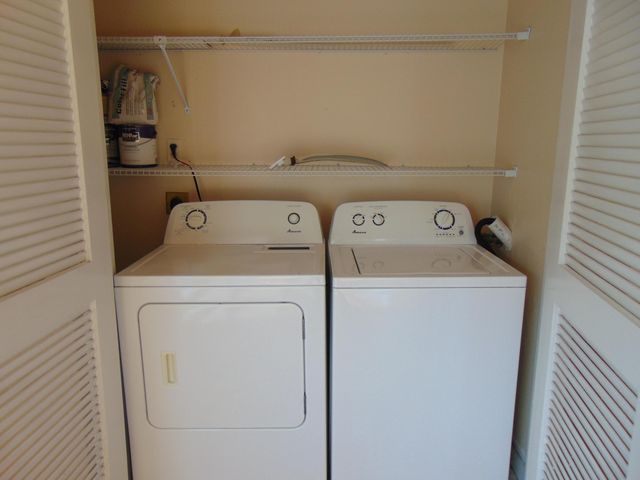 3186 Via Poinciana 310, Lake Worth, FL 33467