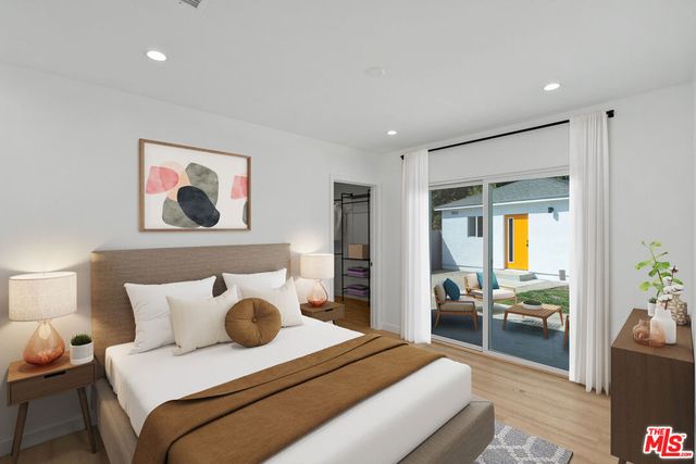 7823 Kenyon Avenue, Los Angeles, CA 90045