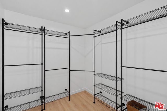 7823 Kenyon Avenue, Los Angeles, CA 90045