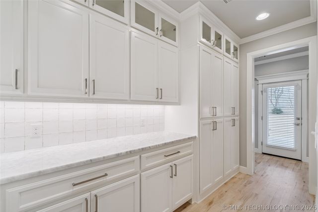 8622 S Timber Wolf Drive, Broken Arrow, OK 74014