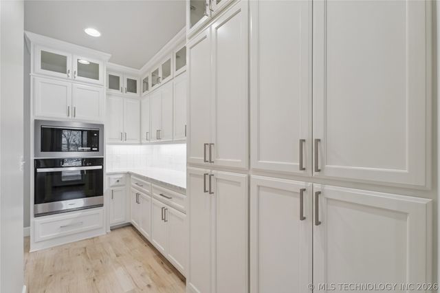 8622 S Timber Wolf Drive, Broken Arrow, OK 74014