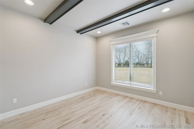 8622 S Timber Wolf Drive, Broken Arrow, OK 74014