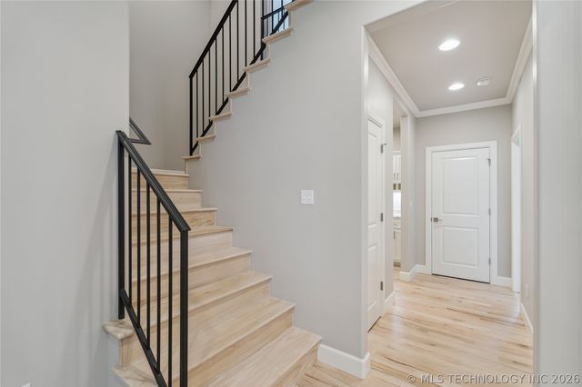 8622 S Timber Wolf Drive, Broken Arrow, OK 74014