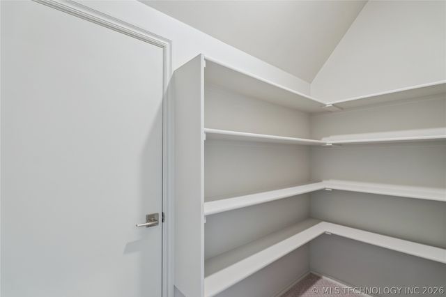 8622 S Timber Wolf Drive, Broken Arrow, OK 74014