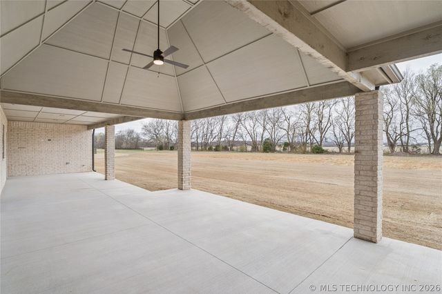 8622 S Timber Wolf Drive, Broken Arrow, OK 74014