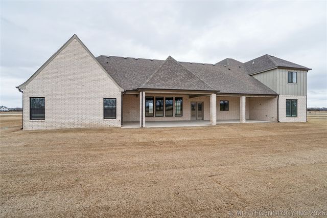 8622 S Timber Wolf Drive, Broken Arrow, OK 74014