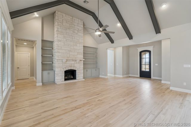 8622 S Timber Wolf Drive, Broken Arrow, OK 74014