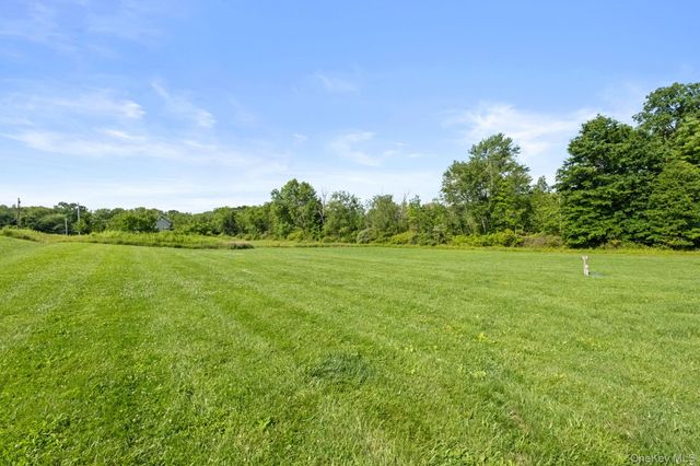 573 Dubois Road, Wallkill, NY 12589