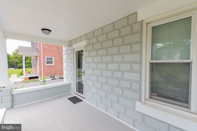 230 JEFFERSON ST, Martinsburg, WV 25401