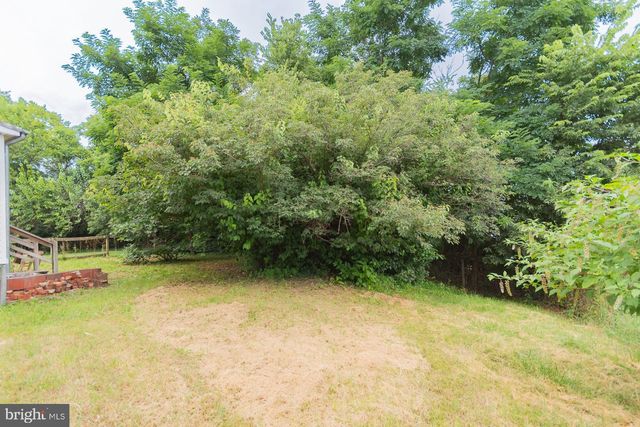 230 JEFFERSON ST, Martinsburg, WV 25401
