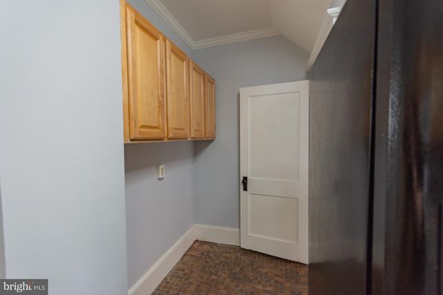230 JEFFERSON ST, Martinsburg, WV 25401
