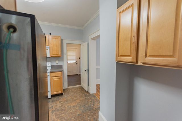 230 JEFFERSON ST, Martinsburg, WV 25401