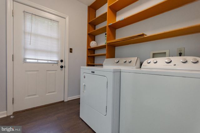 230 JEFFERSON ST, Martinsburg, WV 25401