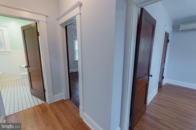 230 JEFFERSON ST, Martinsburg, WV 25401