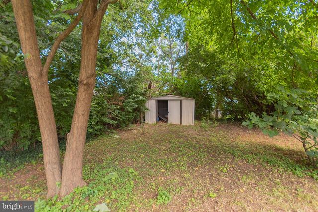 230 JEFFERSON ST, Martinsburg, WV 25401