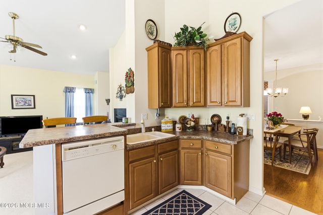 99 Eleanor Road, Manchester, NJ 08759