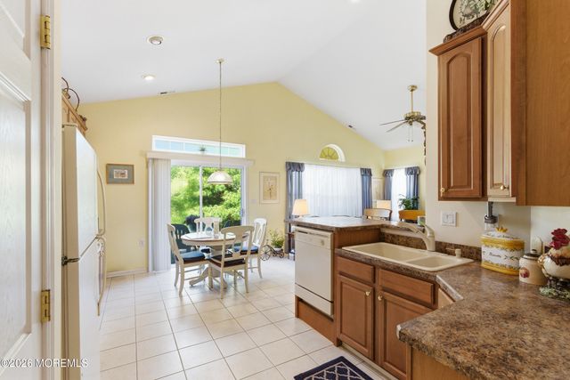 99 Eleanor Road, Manchester, NJ 08759