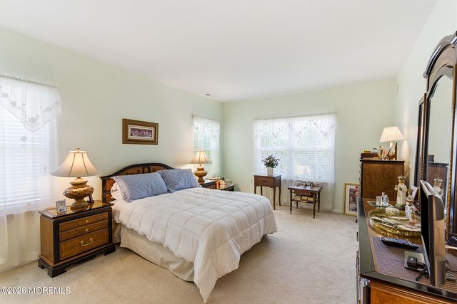 99 Eleanor Road, Manchester, NJ 08759