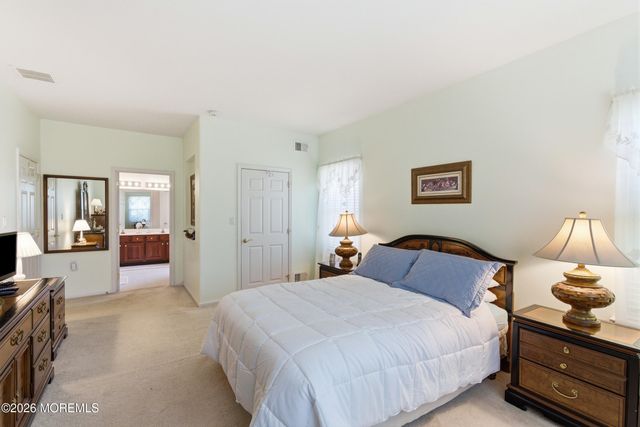 99 Eleanor Road, Manchester, NJ 08759