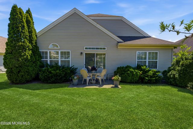 99 Eleanor Road, Manchester, NJ 08759