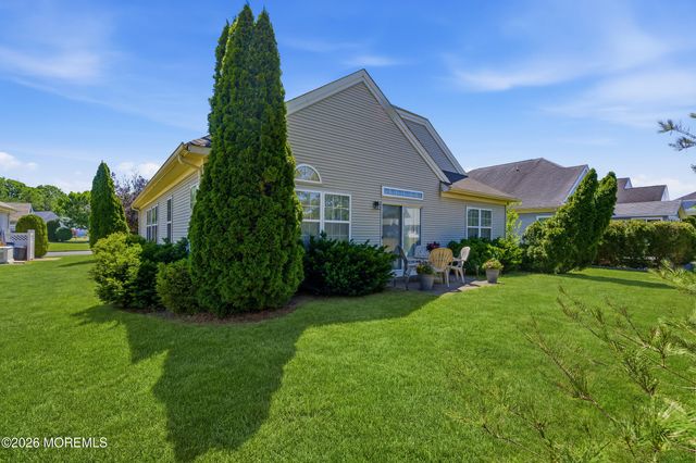 99 Eleanor Road, Manchester, NJ 08759