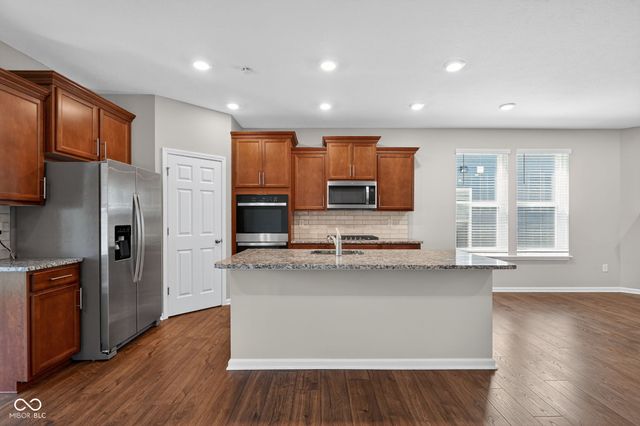 16942 Cole Evans Drive, Noblesville, IN 46060