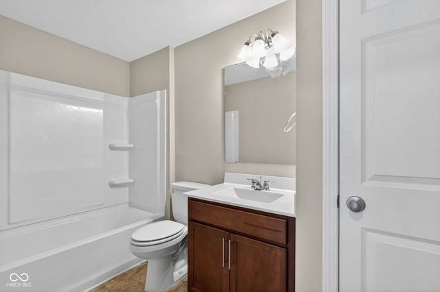 16942 Cole Evans Drive, Noblesville, IN 46060