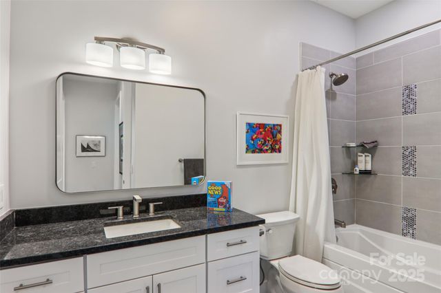 55 Laurel Spring Lane, Hendersonville, NC 28739