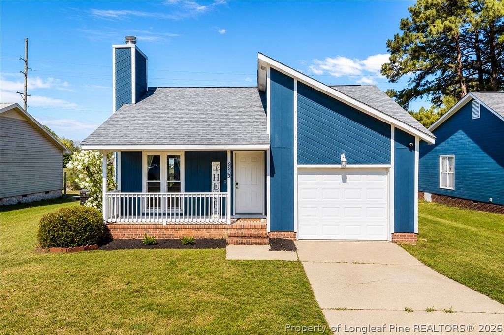 6873 Kingsgate Drive, Fayetteville, NC 28314 — exterior