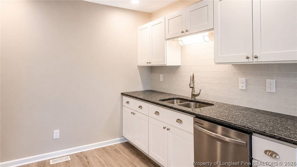6873 Kingsgate Drive, Fayetteville, NC 28314 — photo 10